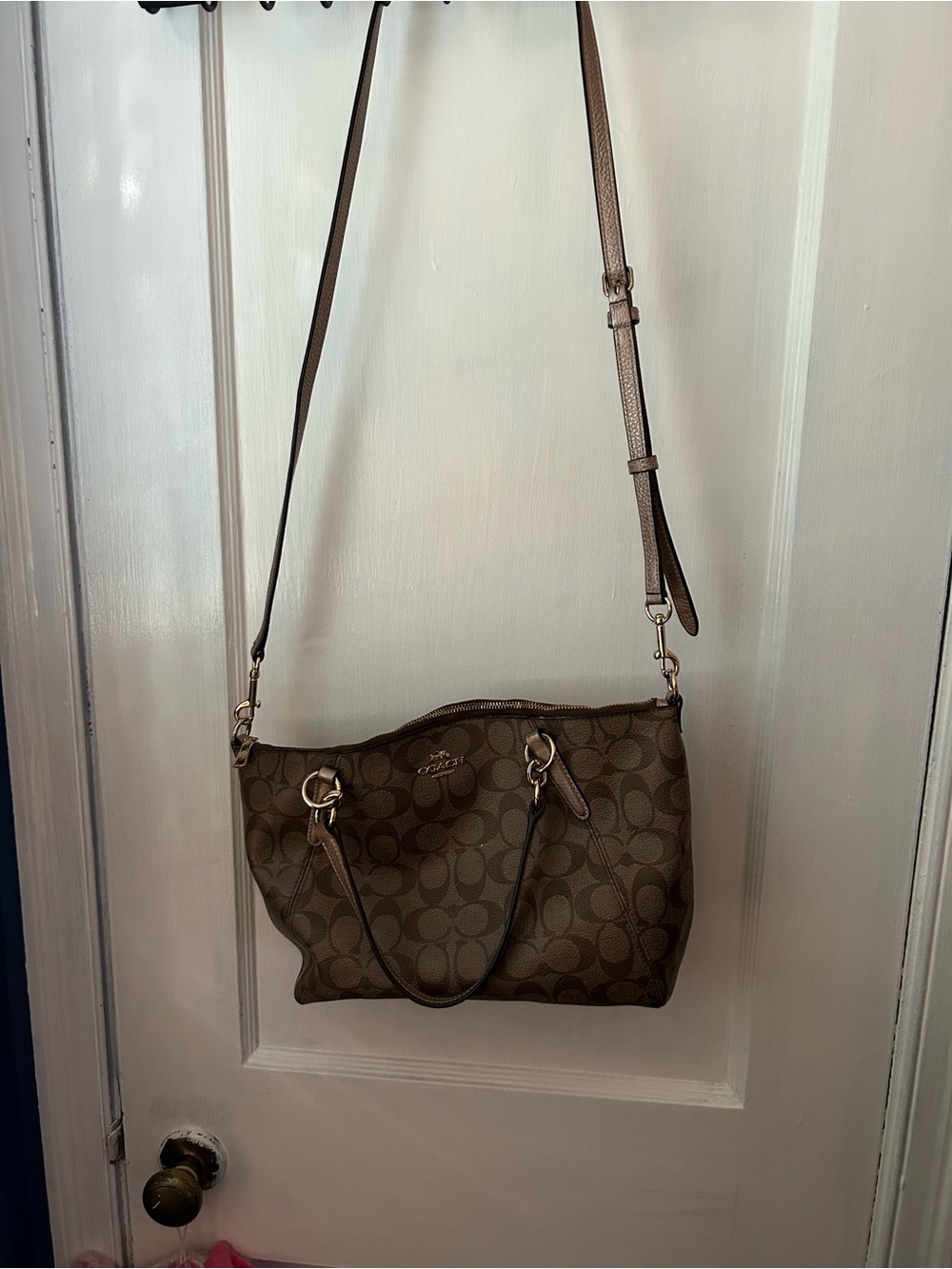 Coach Signature Shoulder Bag in Tan